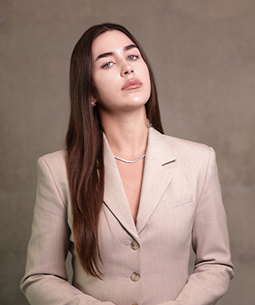 Paula Castro